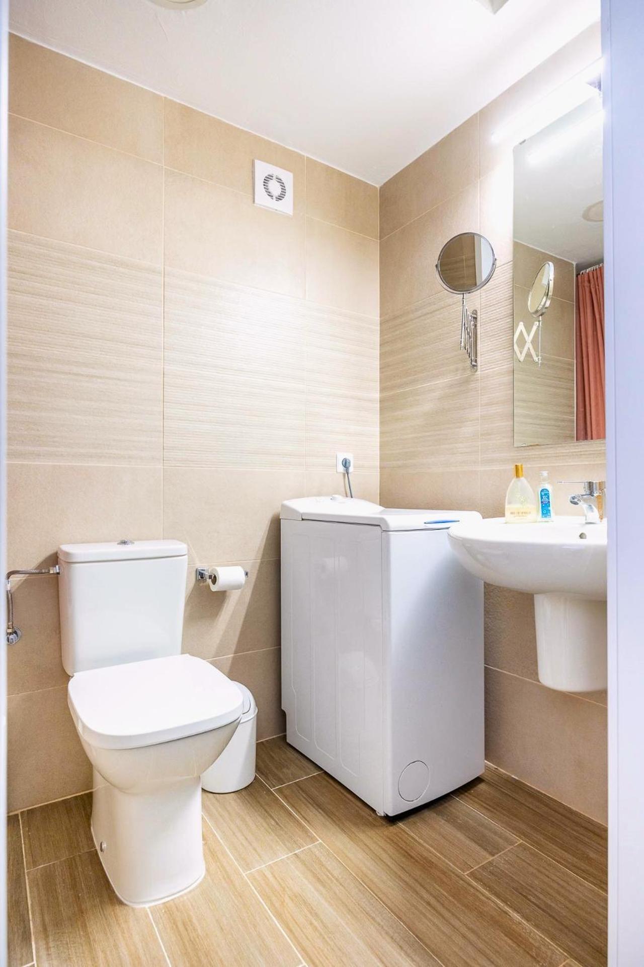 Sunterrace Loft-Triana'S Star, 10' From City Center! Seville Exterior photo